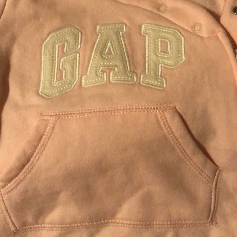 6-9 months Baby Gap Winter Jumpsuit - Picture 3 of 3